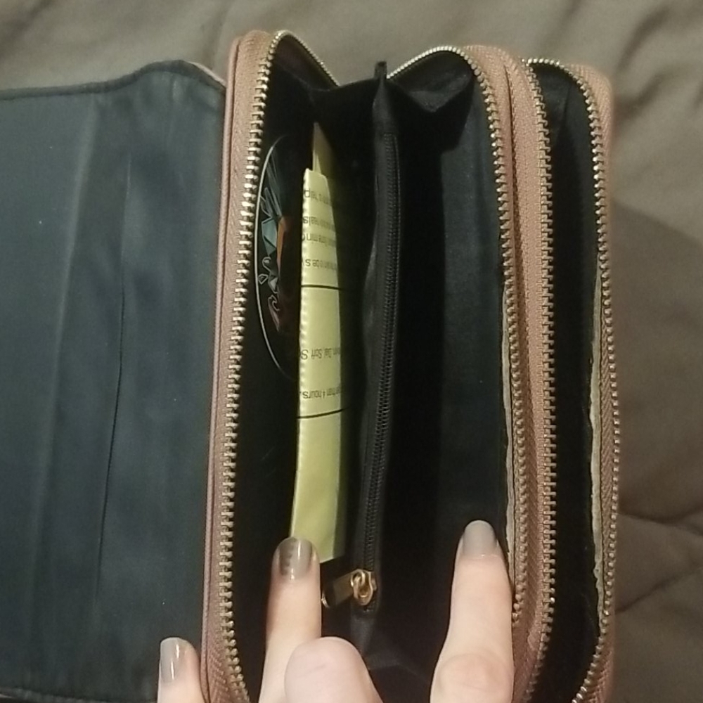 Wristlet Wallet - Picture 5 of 5